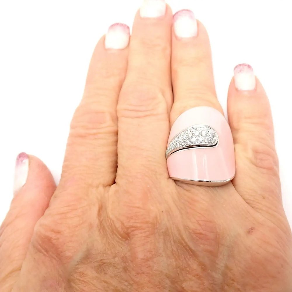 Rare Roberto Coin 18KT White Gold Pink Enamel Ring 37 Diamonds Statement…